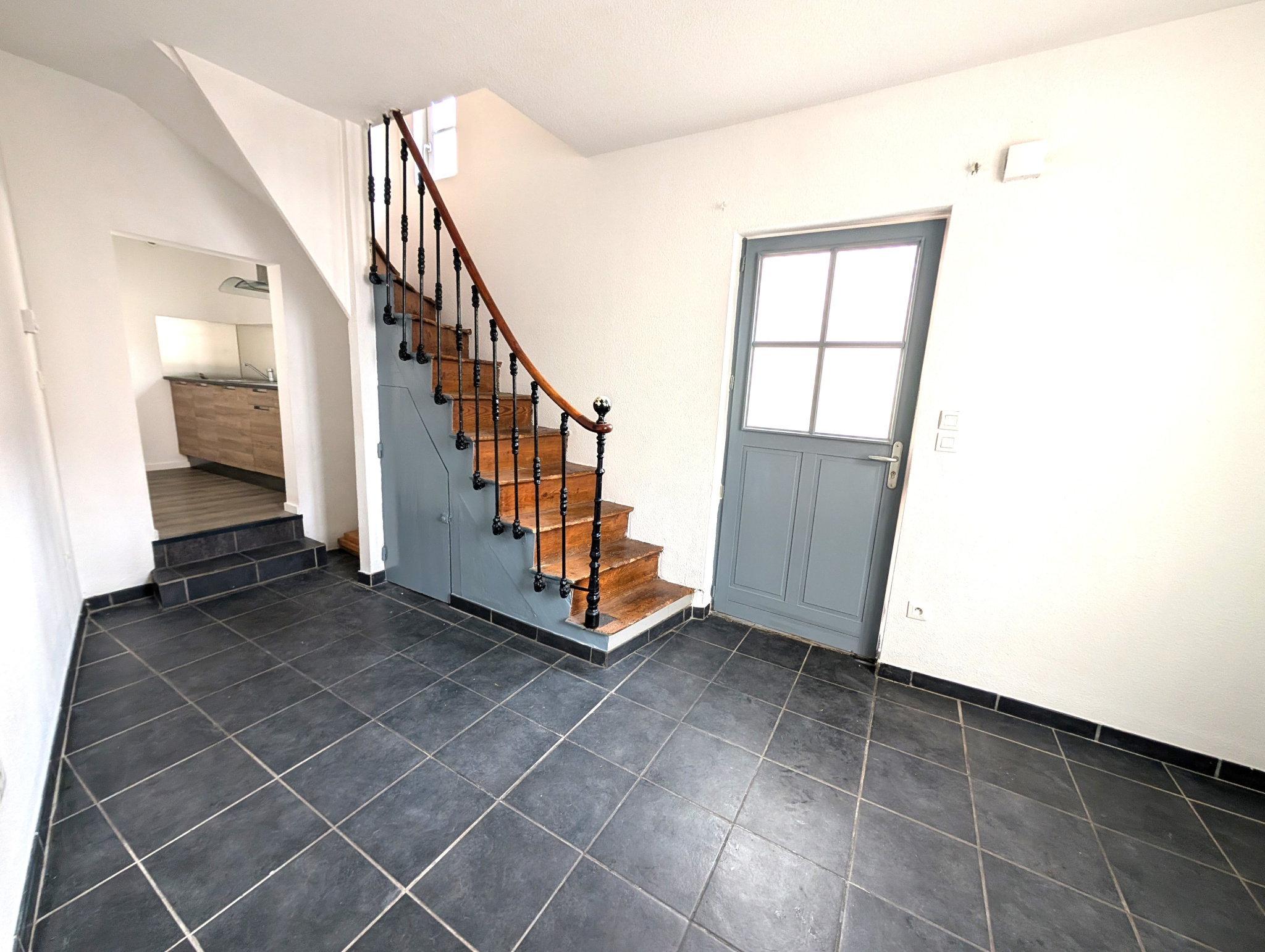 Maison à vendre à Chatel guyon, 28,05 m², 2 pièces – photo 2 sur 8